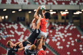 世界杯2026-骑士的钢铁洪流，当季后赛的齿轮碾过孟菲斯